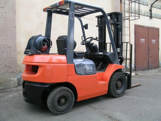 Toyota 7FGF 25, 2,5t, 2006, gaz