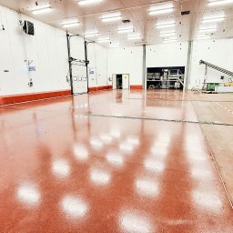 F.U. ELMARTECH - Renowacja starej posadzki żywicznek