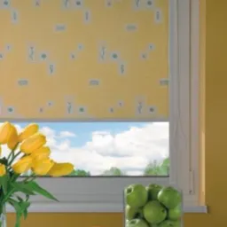 Żaluzje, rolety, roletki do wewnątrz i na zewnątrz. Pomiar i wycena GRATIS!