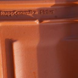 Dachówka ceramiczna kolor ceglany oraz miedziany