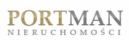 Eleganckie logo firmy Portman Nieruchomości z nazwą w kolorach złota i szarości, na jasnym tle. Minimalistyczny i nowoczesny design.