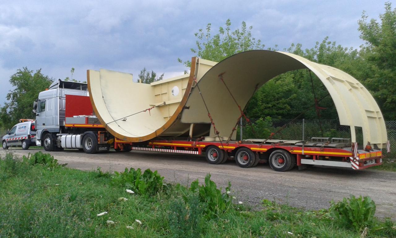 Elementy silosu szerokie 4,5m wysokie 3,7