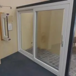 Drzwi przesuwne-nowoczesność-wygoda-bezpieczeństwo