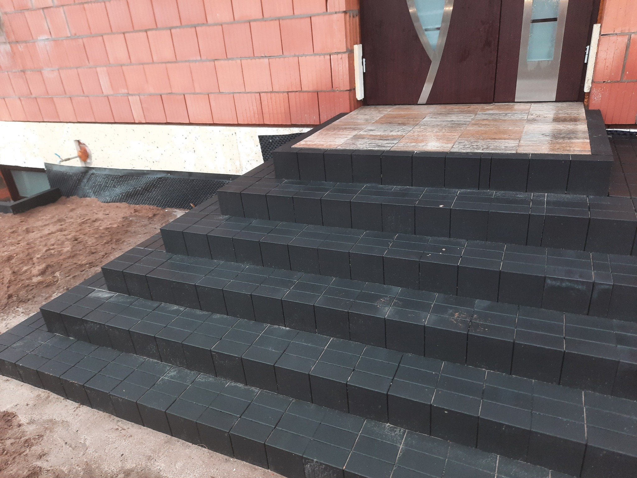 schody z kostki brukowej