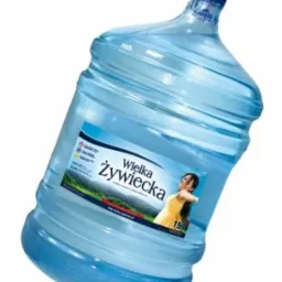 Dostawa wody źródlanej