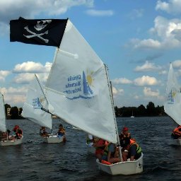 Gdyńska Akademia Żeglarstwa Gdynia 4