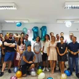 Fotografia z 11-urodzin firmy Mediaflex z sierpnia 2019 roku.