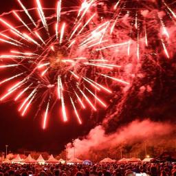 Pokaz pirotechniczny na zakończenie imprezy masowej - 
Dni Książa Wlkp.