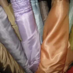 Hurtownia tkanin i materiałów, bespośredni importer tkanin i materiaów.