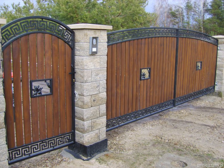 ogrodzenia metalowe/ sztachety