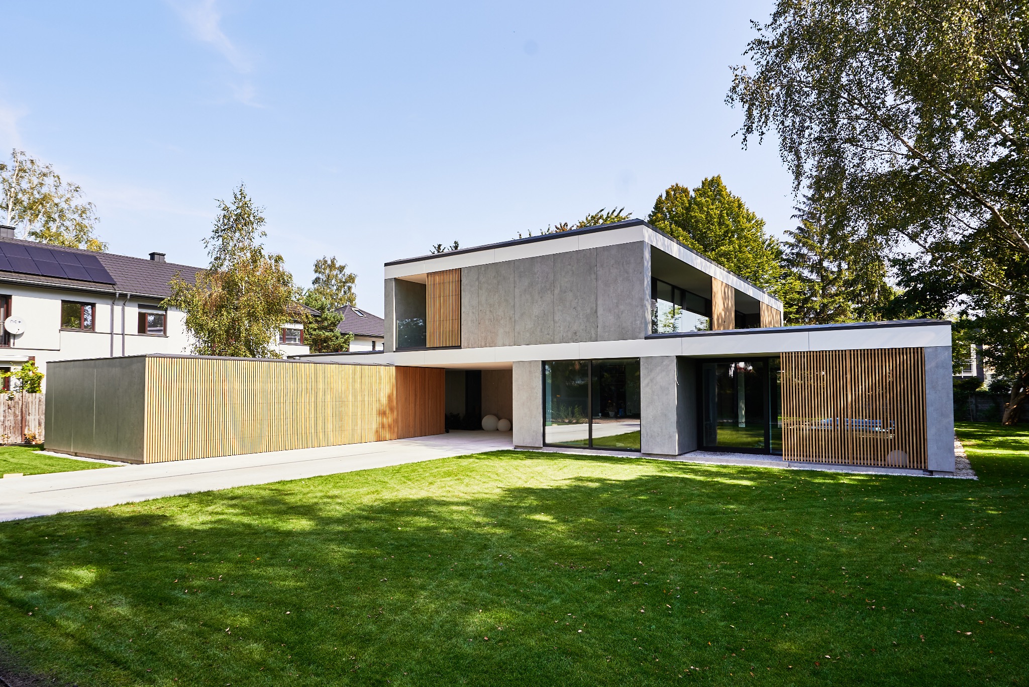 Lokalizacja: Warszawa, Ursynów Biuro projektowe: Four Home Studio Zakres prac: stan surowy + stan deweloperski