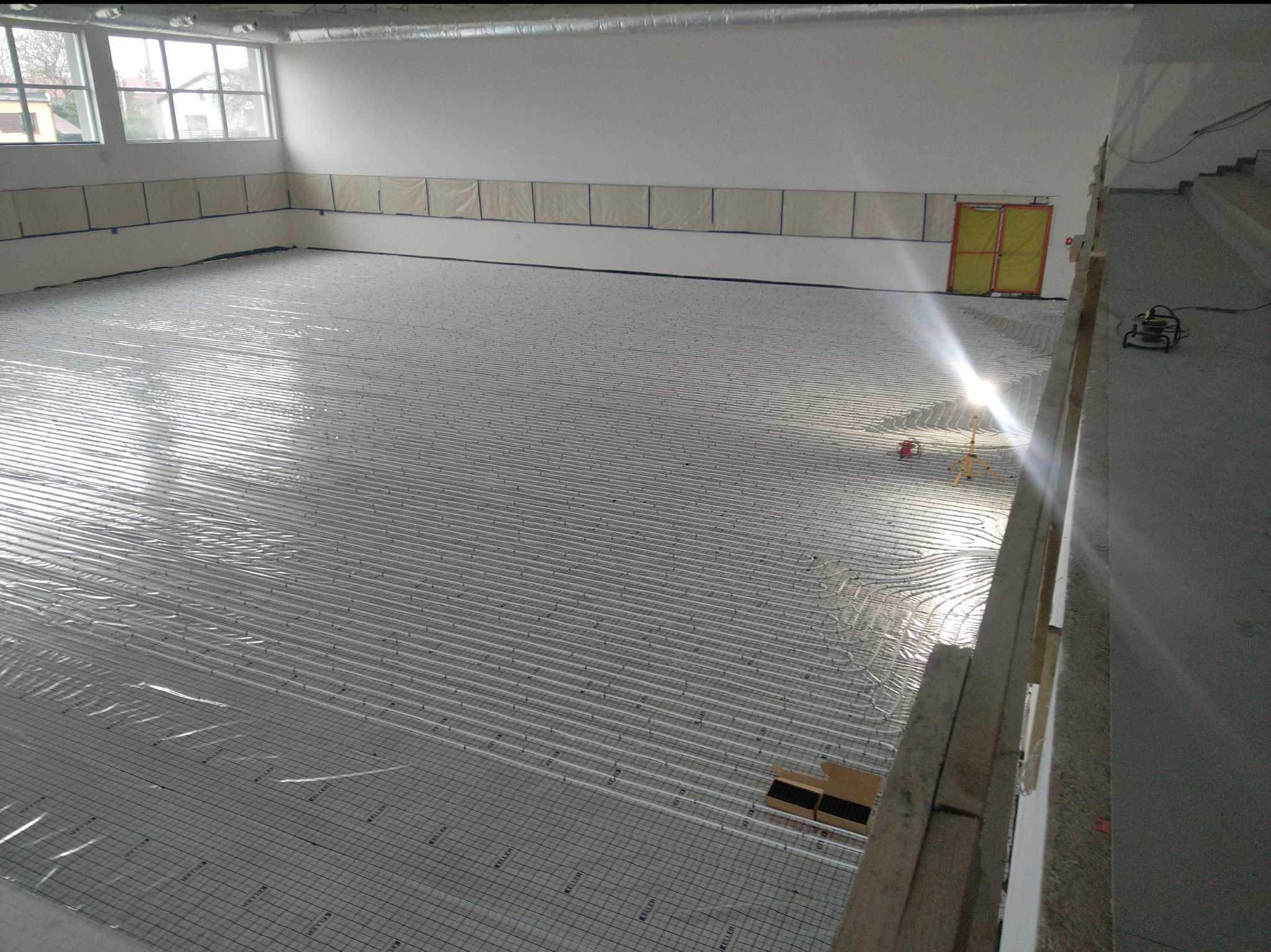 Ogrzewanie podłogowe hali sportowej