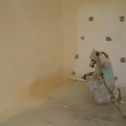 Izolacja natryskowa pianami PUR