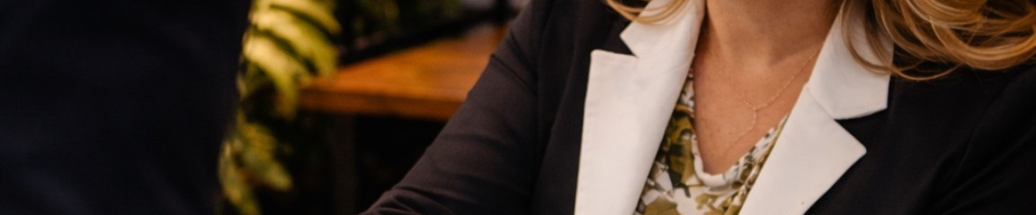 Zdjęcie w tle firmy Finansowanie dla firm pod zastaw nieruchomości z karencją i spłatą kapitału na koniec